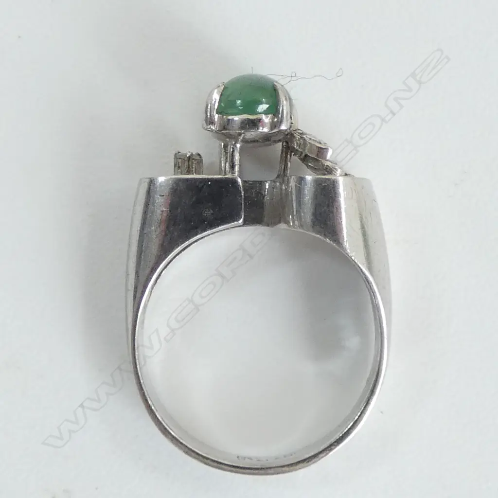 JADE/DIAMOND & SILVER METAL RING (TESTED) SIZE K Image 1++