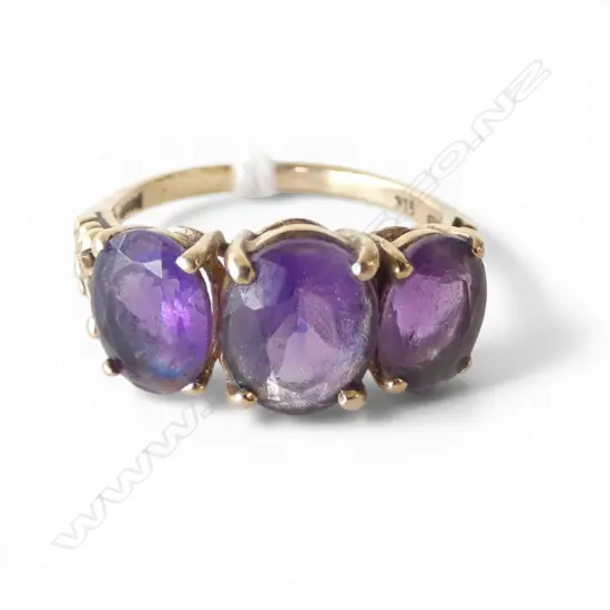9ct Y/GOLD & LGE facet cut oval AMETHYST RING 2.86gms SIZE N1/2