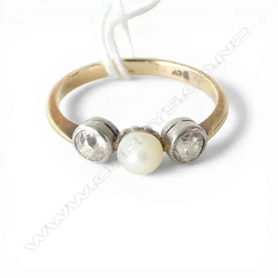 9ct GOLD 2 DIAMOND (TDW. 0.50ct)  & NATURAL PEARL RING. Valuation. $4,300 replacement. 2.6gms SIZE P