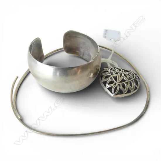 S/SILVER HEART NECKLACE & S/SILVER BANGLE plus one 50GMS
