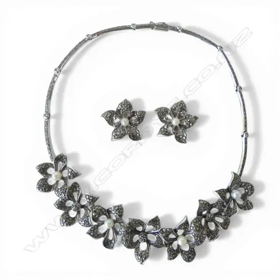 MARCASITE & PEARL FLORAL PENDANT NECKLACE & PR EARRINGS 