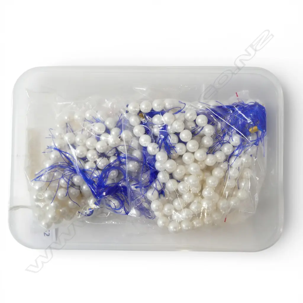 QTY STRUNG SHELL COATED, PINK WHT & PEACH FAUX PEARLS TO BE STRUNG Image 1++