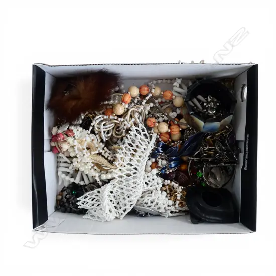 ASST. COSTUME JEWELLERY