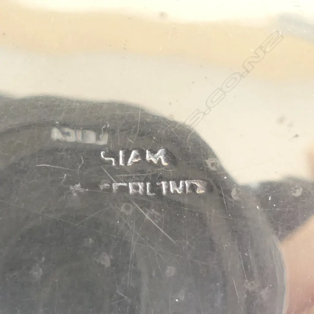 SIAM THAI SILVER BOX, WOOD LINED W.105mm 212gms Image 1++