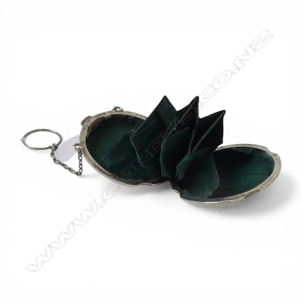 S/SILVER COIN PURSE TOTAL WEIGHT29GMS Image 1++