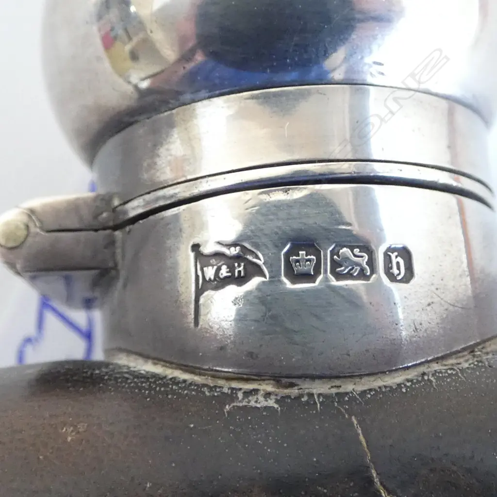 STG SILVER, LEATHER & GLASS FLASK, SHEFFIELD 1900; LEATHER CASING FAULTED & CAP DENTED Image 1++