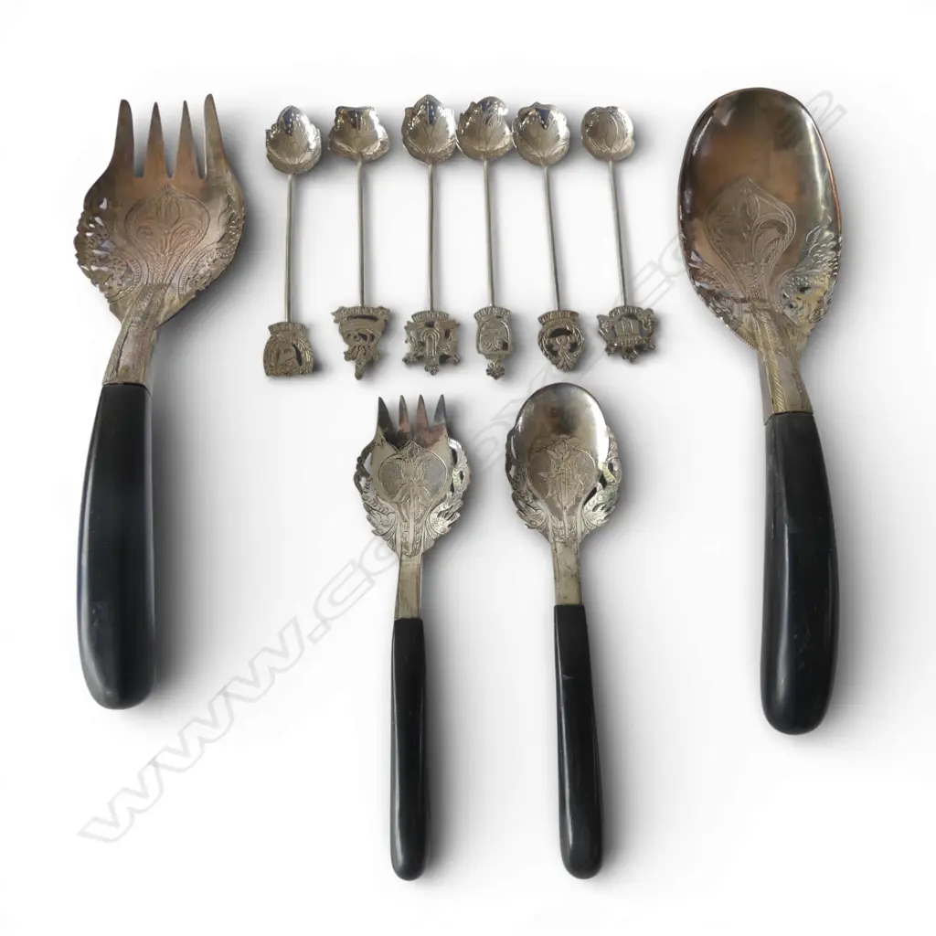 10 PCES SILVER CUTLERY; 6 TEA SPOONS 24gms + 2 PRS THAI SERVERS Image 1++
