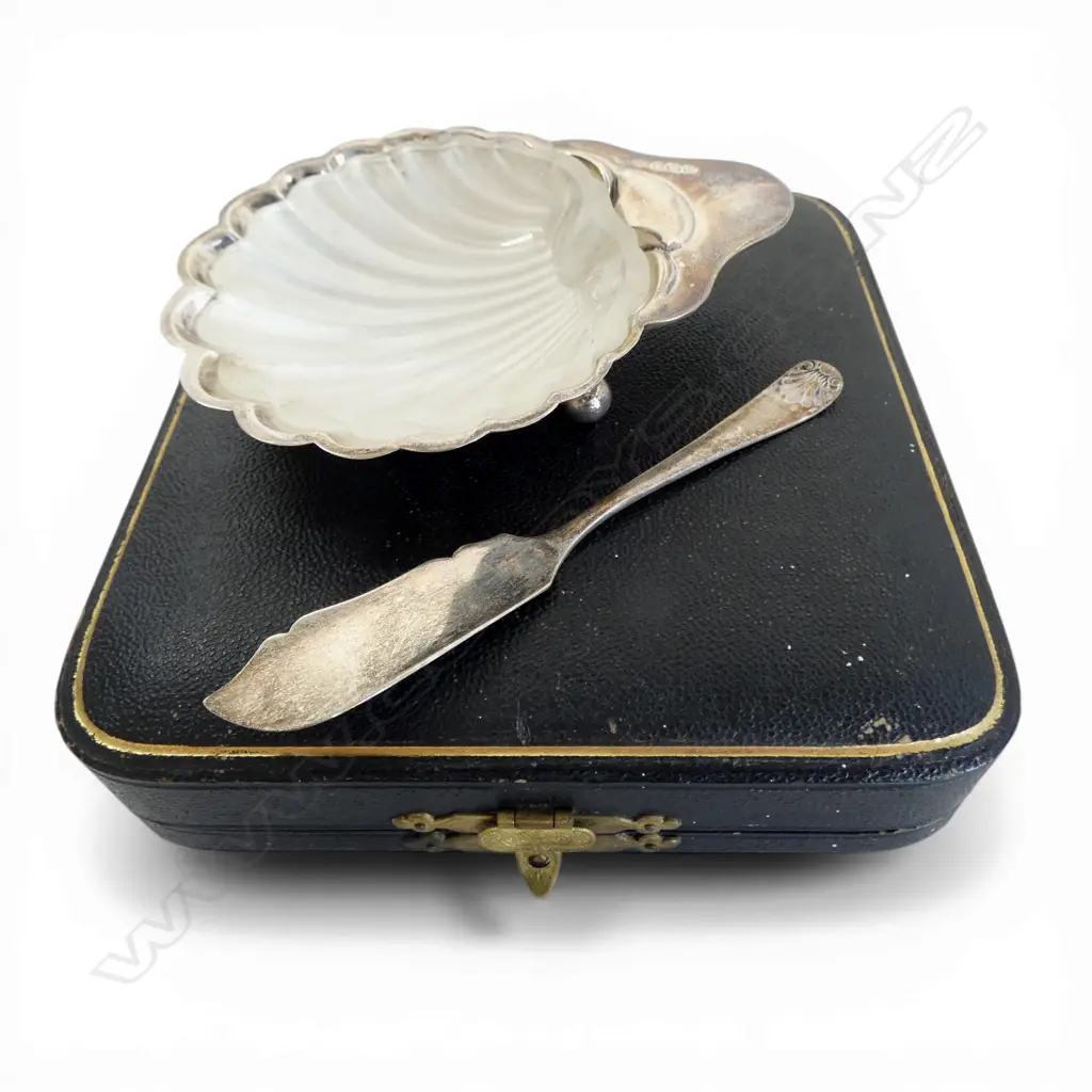 CASED STG SILVER BUTTER DISH, SHEFFIELD 1908, 41gms Image 1++