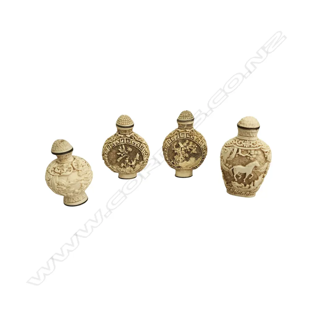 4 CHINESE RESIN SNUFF BOTTLES Image 1++