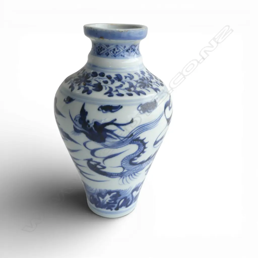 CHINESE B/W VASE H.165mm Image 1++