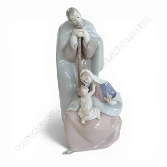 LLADRO FIGURINE 'THE BLESSED FAMILY' H.260mm