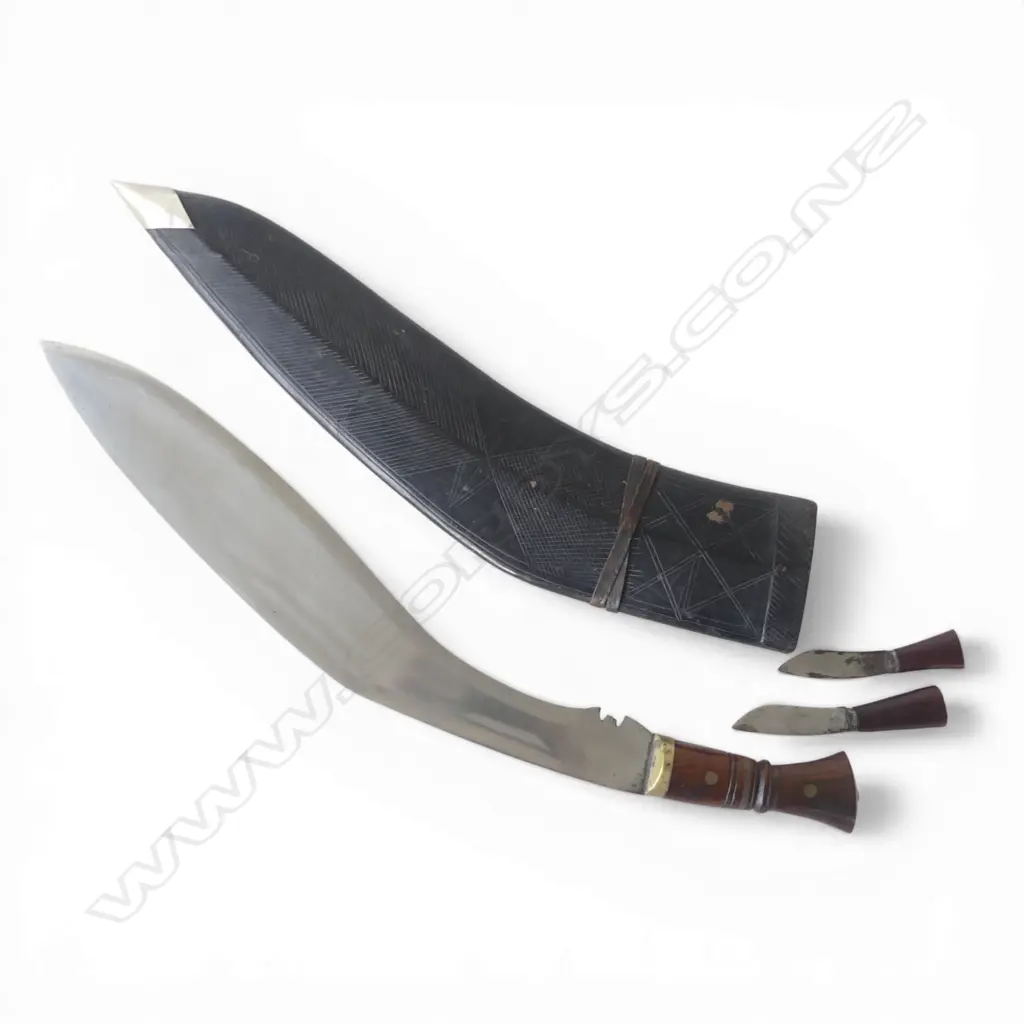 KUKRI KNIFE & LEATHER SCABBARD L.620mm Image 1++