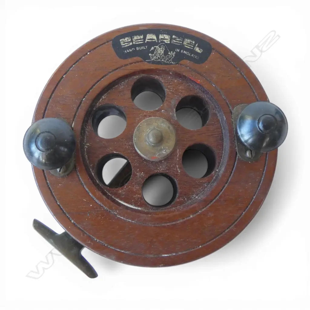 VINTAGE 7 INCH SCARBOROUGH OAK WOOD REEL c.1940s Image 1++