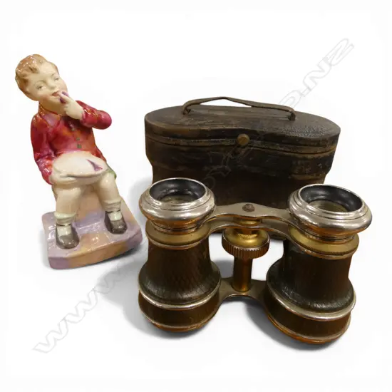 ROYAL DOULTON 'LITTLE JACK HORNER' H.110mm + PR OPERA GLASSES