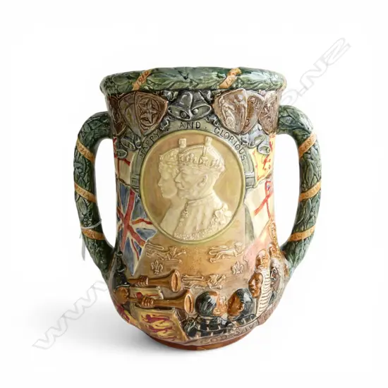 LG ROYAL DOULTON LOVING CUP, KING GEORGE V & QUEEN MARY 254/1000 H.255mm + CERTIFICATE