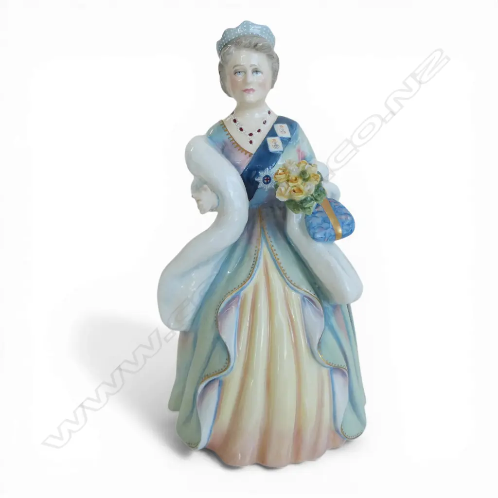 ROYAL DOULTON FIGURINE OF QUEEN MOTHER FOR HER 90TH BIRTHDAY, E/D. 2428/2500, 215mm - SEE NOTE Image 1++