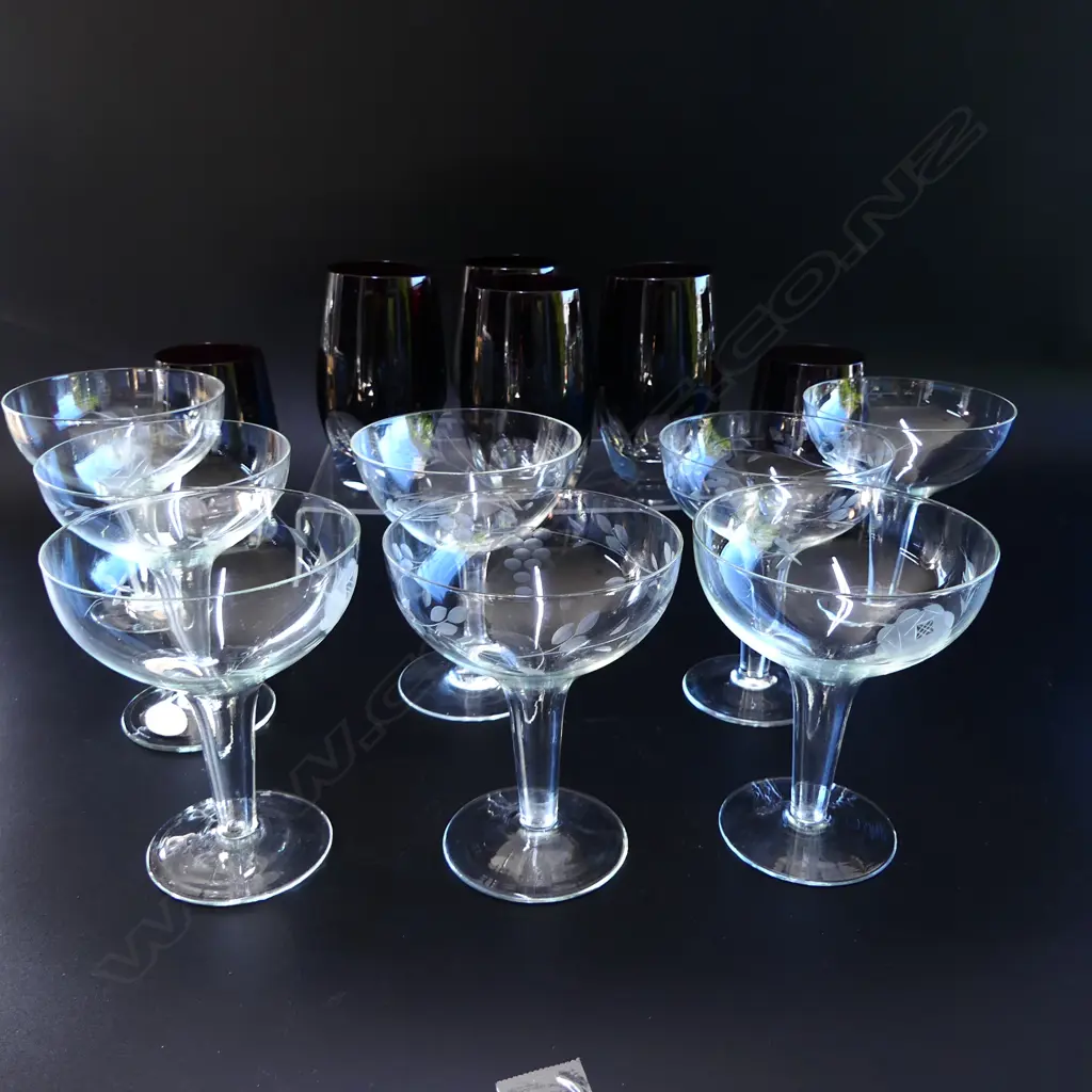 8 HOLLOW STEM CHAMPAGNE GLASSES H.115mm 1 AF + 6 OTHER H.110mm Image 1++