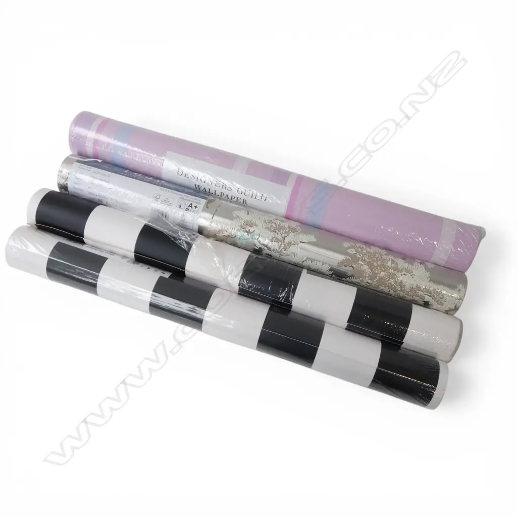 4 ROLLS OF DESIGNER WALL PAPER Image 1++