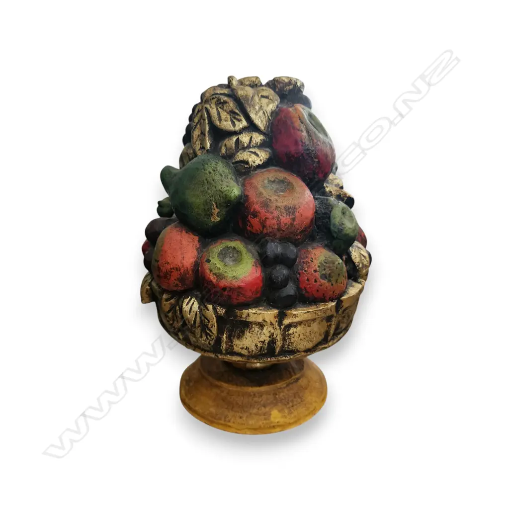 CARVED WOODEN FRUIT BOWL Image 1++