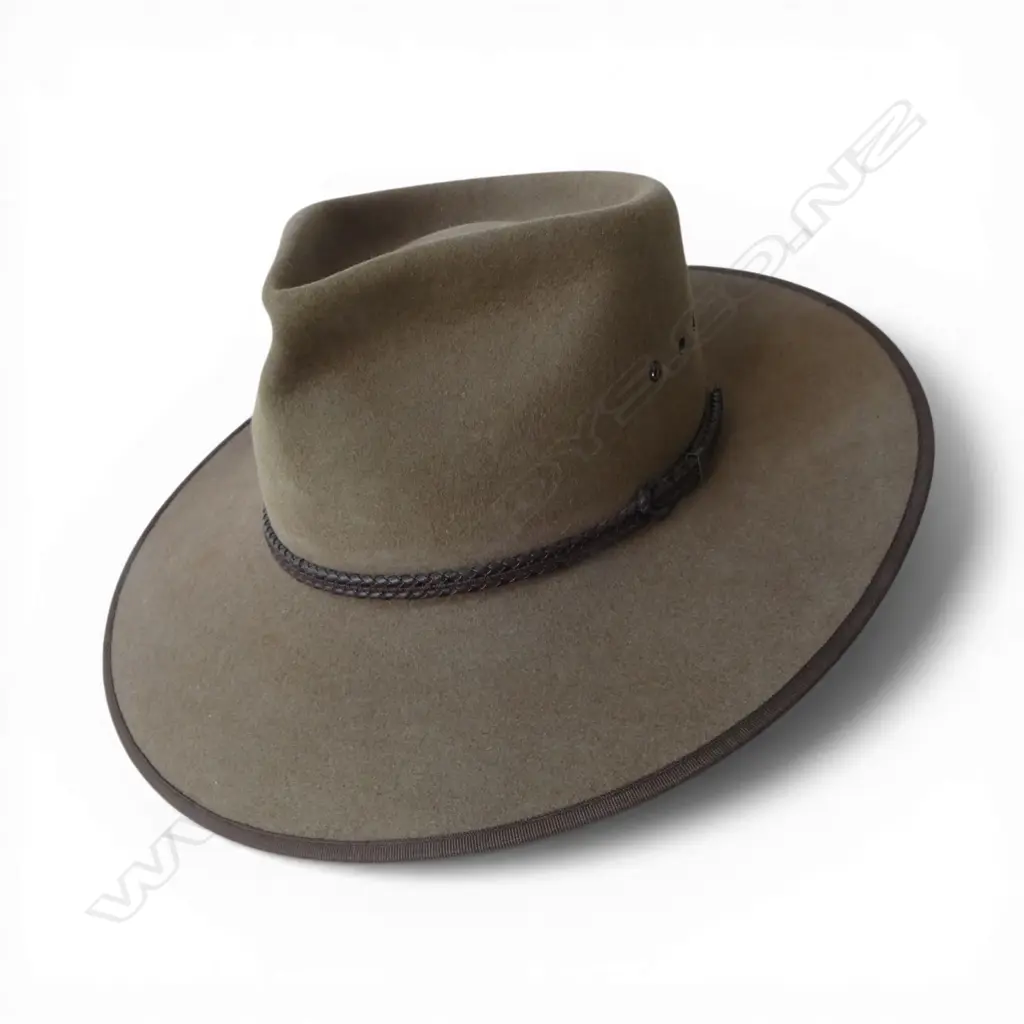 AKUBRA CATTLEMAN FELT HAT  Image 1++