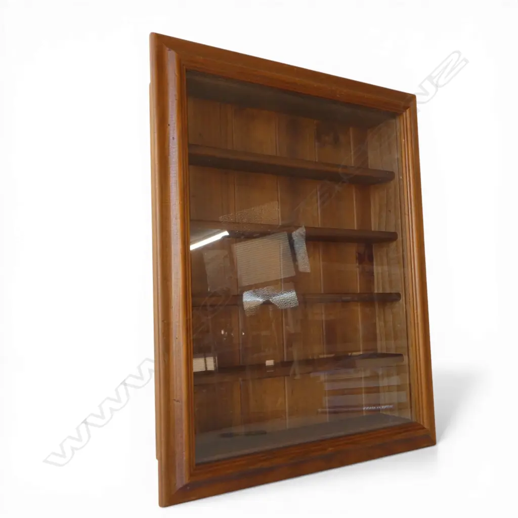 WOODEN WALL MOUNTED DISPLAY CASE 470x575x95mm Image 1++