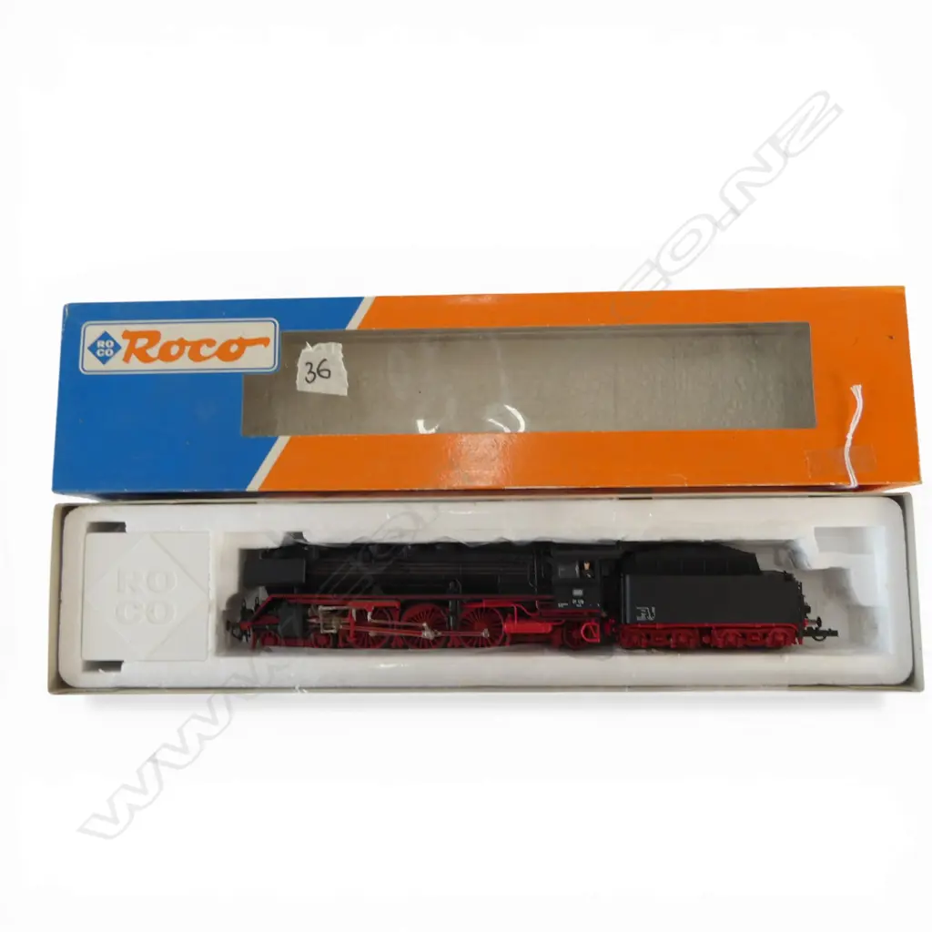 BOXED ROCO HO DB STEAM LOCOMOTIVE & TENDER 01 128 43242 Image 1++