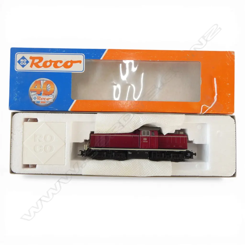 BOXED ROCO 40yr HO DB DIESEL LOCOMOTIVE V90 066 43666 Image 1++