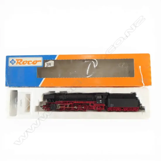 BOXED ROCO HO DB STEAM LOCOMOTIVE & TENDER 41 018 43244
