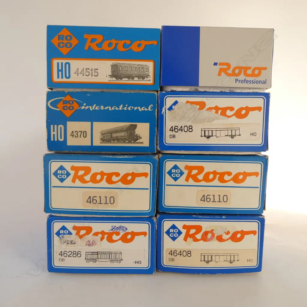 8 ASST. BOXED HO DB ROCO WAGONS ... Image 1++