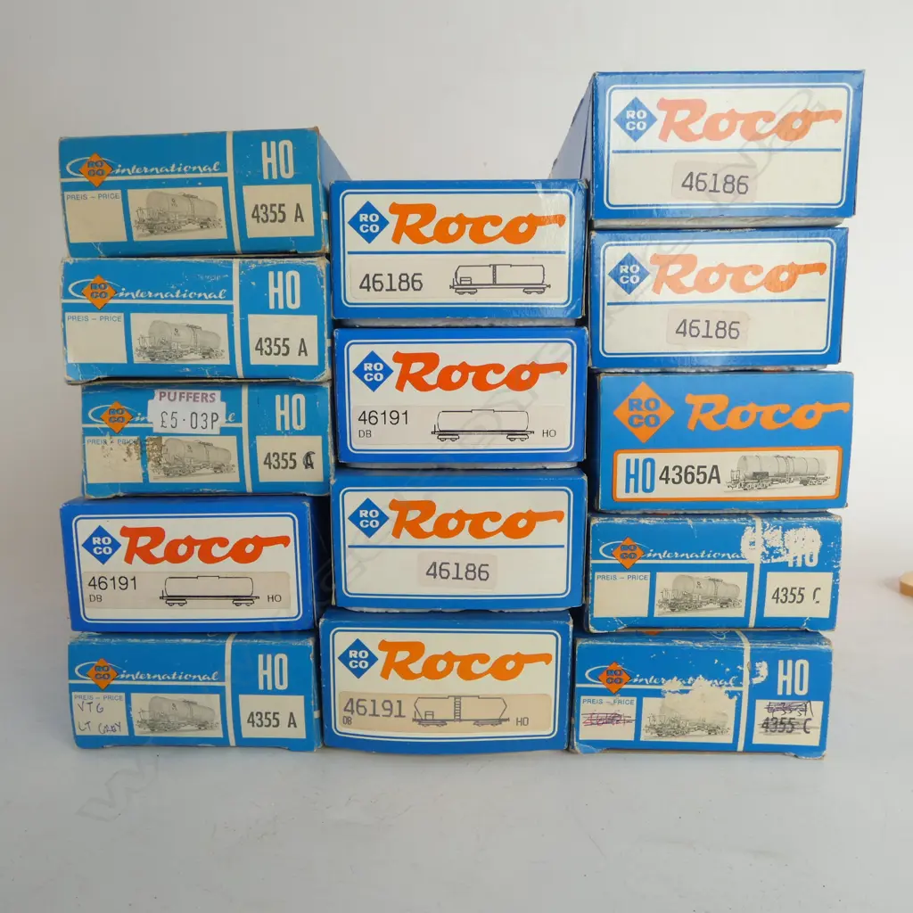 14 ASST. BOXED ROCO HO DB FLUID WAGONS Image 1++