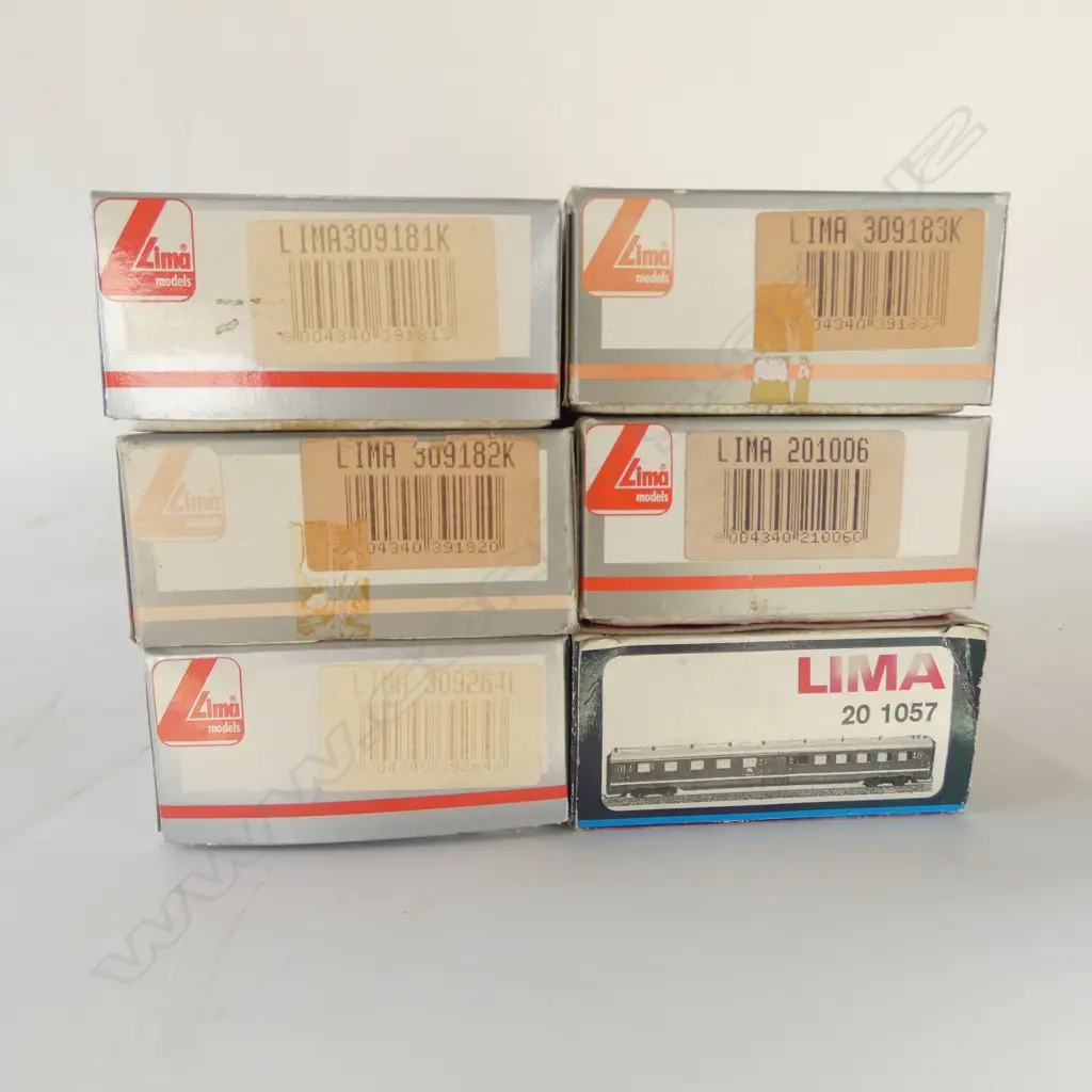 6 BOXED LIMA HO DB COACHES ... Image 1++