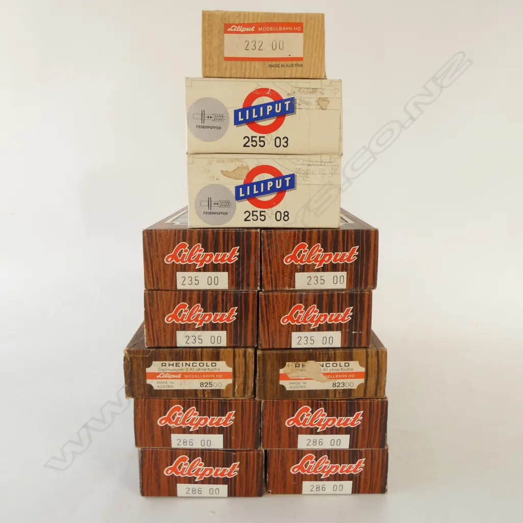 13 ASST. BOXED LILIPUT HO DB WAGONS & COACHES  Image 1++