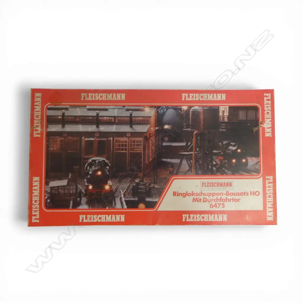 BOXED FLEISCHMANN HO ROUNDHOUSE LOCO SHED KIT 6475 Image 1++