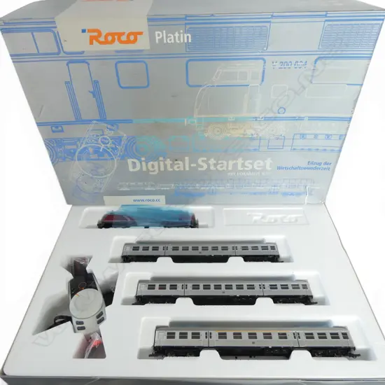 BOXED COMPLETE ROCO PLATIN HO DIGITAL-START SET 41250