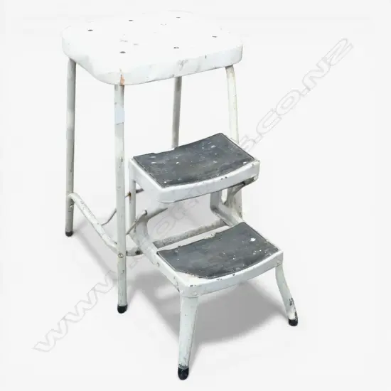 METAL STEP LADDER H.590mm