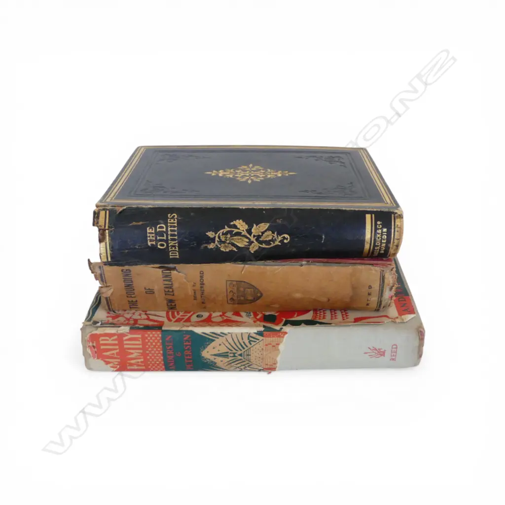 THREE NZ HISTORY HARDCOVER BOOKS - SEE DESCRIPTION Image 1++