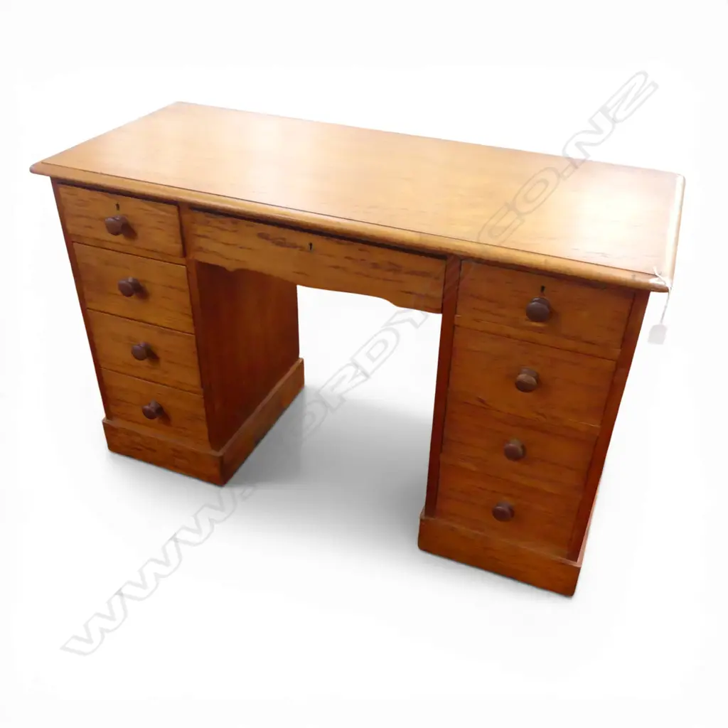 MOTTLE KAURI TWIN PEDESTAL DESK 1220x505x760mm Image 1++