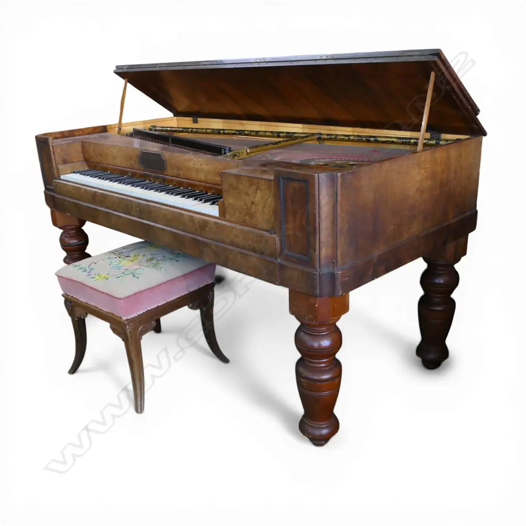 An early 19thC walnut harpsichord, Image 1++