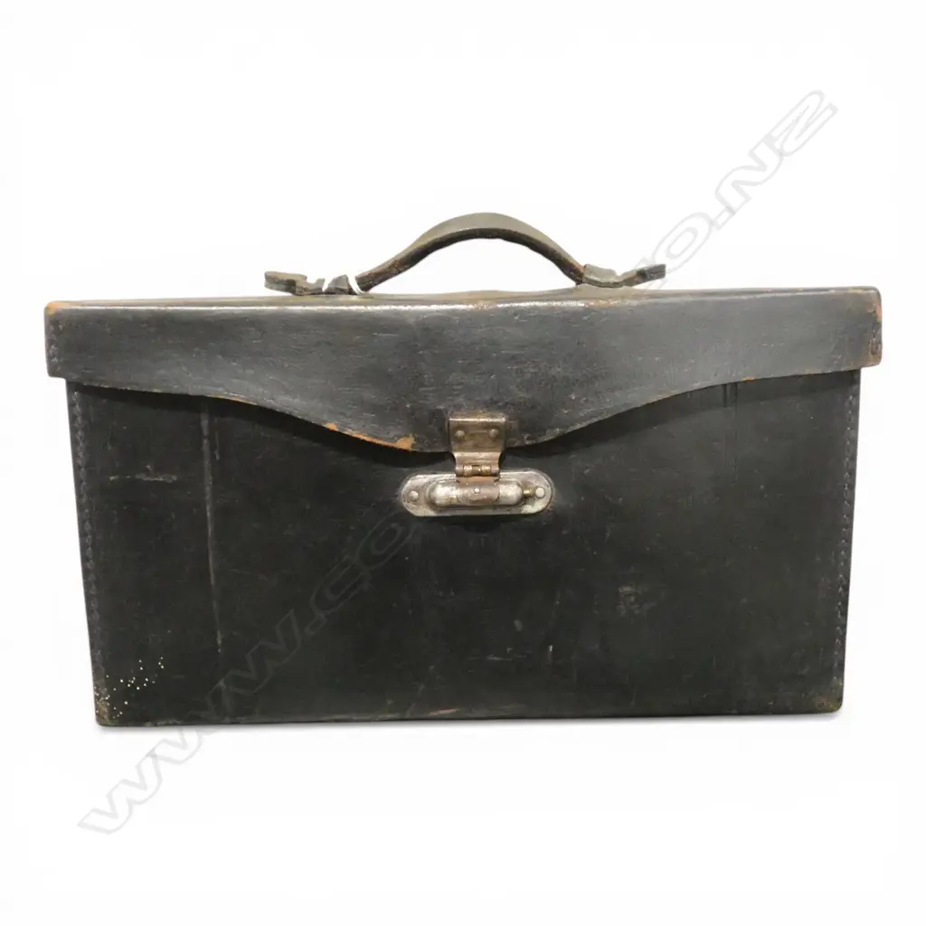 VINTAGE PREMO CAMERA, CASED Image 1++