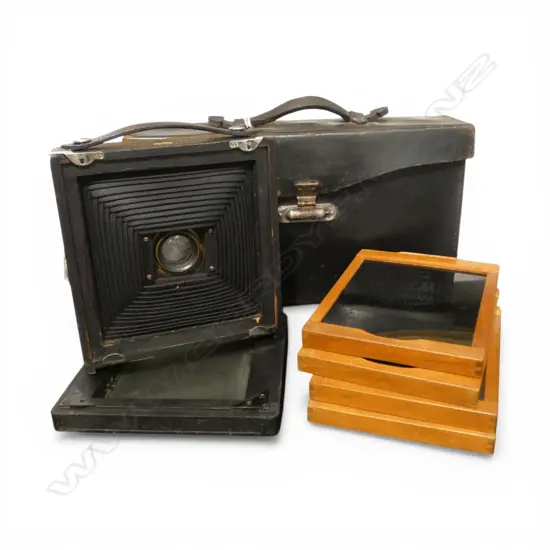 VINTAGE PREMO CAMERA, CASED