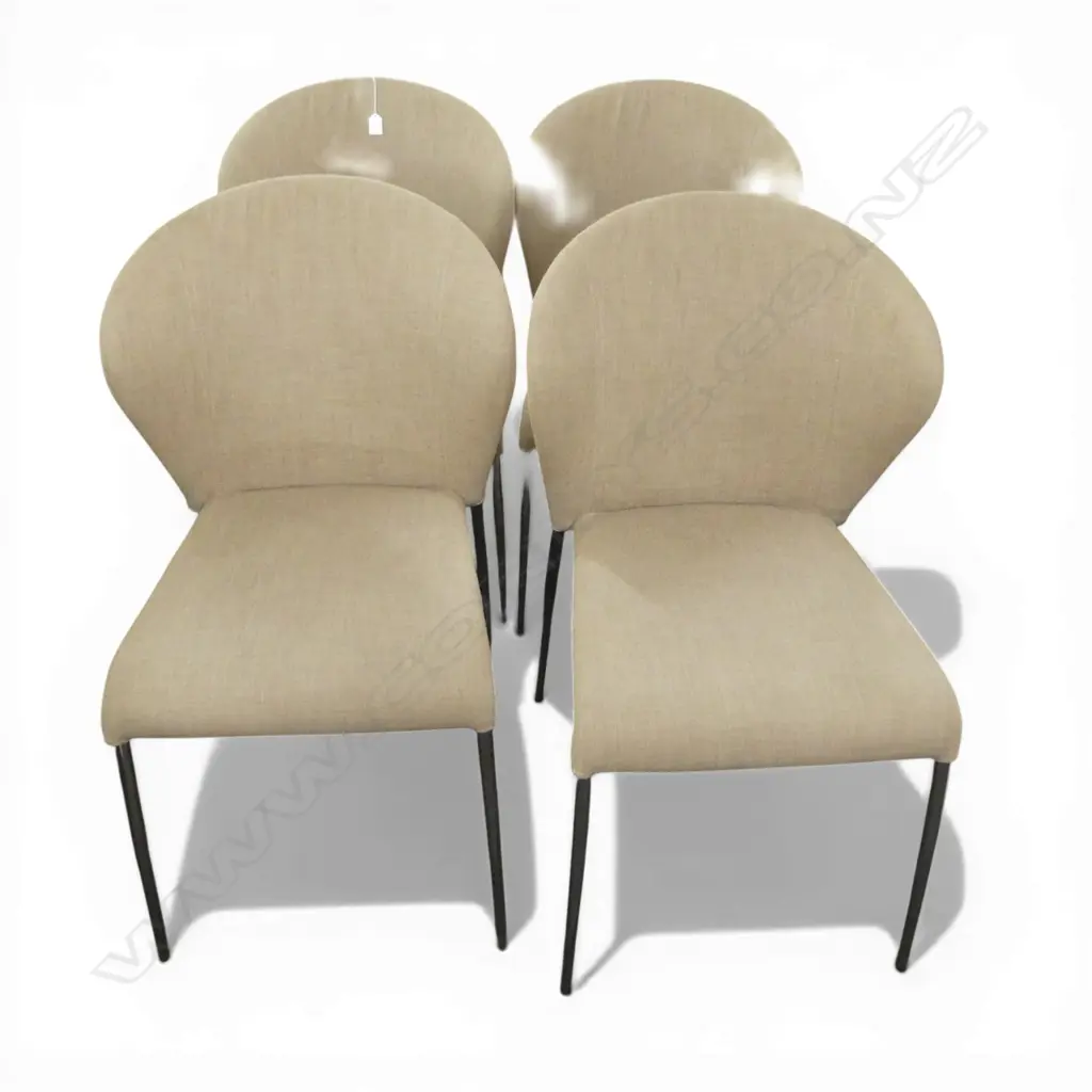 4 MODERN OFFICE CHAIRS Image 1++