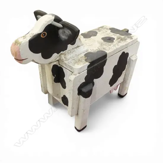 BOVINE MAIL BOX 610x700mm