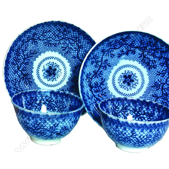 Six early 19thC English Hackwood blue and white saucer dishes and five matching tea bowls