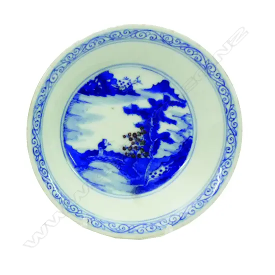 A Chinese small saucer dish