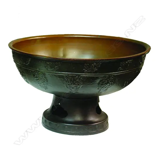 A 19thC bronze water basin