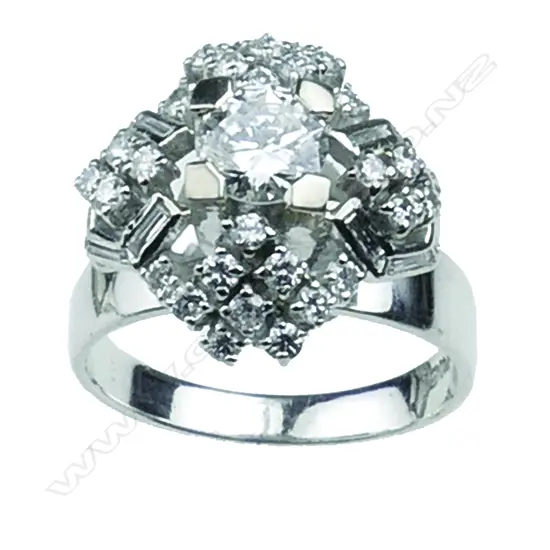 A vintage lady's rhodium-plated 4ct.-5ct. gold