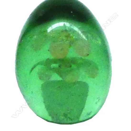 (1101) STOURBRIDGE GREEN GLASS PAPERWEIGHT