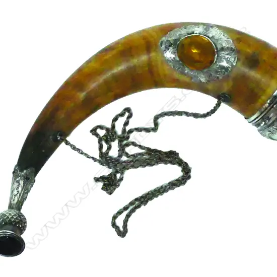 An uncommon 19thC Scottish snuff mull made from the tip of a highland cattle horn