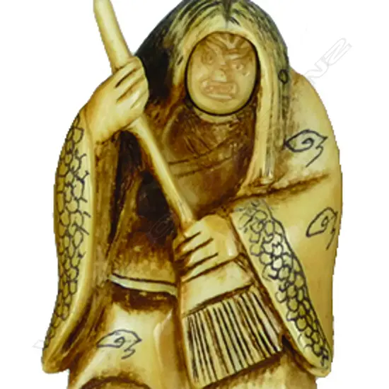 An old Japanese carved ivory netsuke