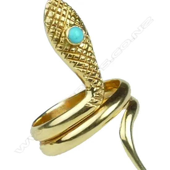 An 18ct gold snake ring